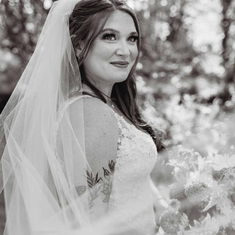 Meet your Posher, Elyse